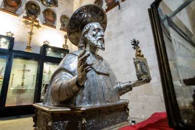 Dalla Sacra Spina al dente di Maria Maddalena: la Basilica di Bari custodisce reliquie preziose
